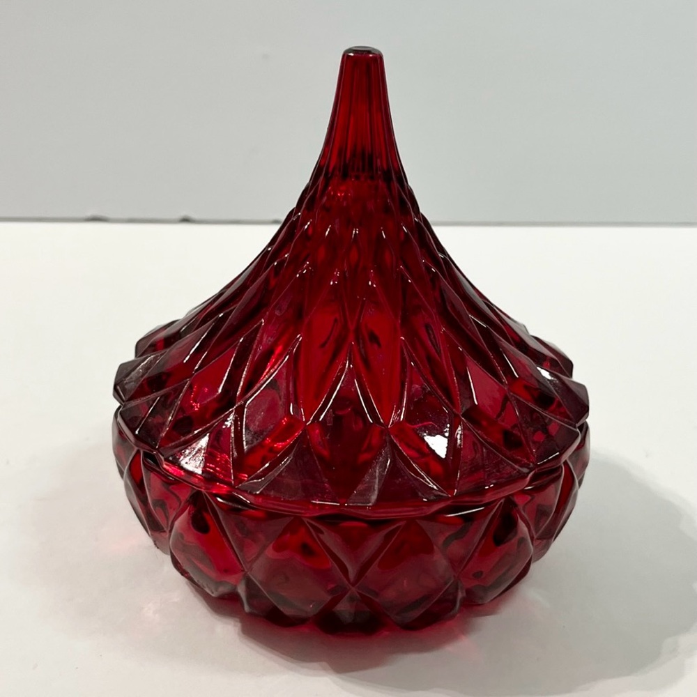 Hershey's Kisses  Crystal Ruby Red Candy Trinket Dish